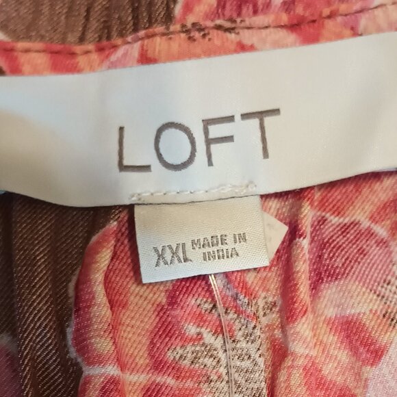 Loft Size XXL Brown Floral Top (NWT) - Picture 3 of 10